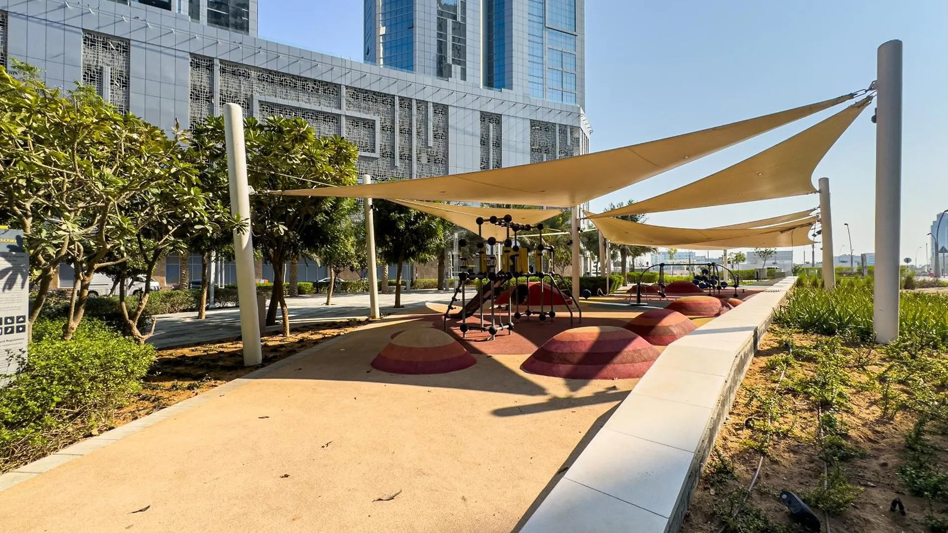 Full Mangrove Views - 5 Min Walk To Beach, Reem Park And Shams Boutik Mall - Modern Building - High Floor Abu Dhabi Apartment