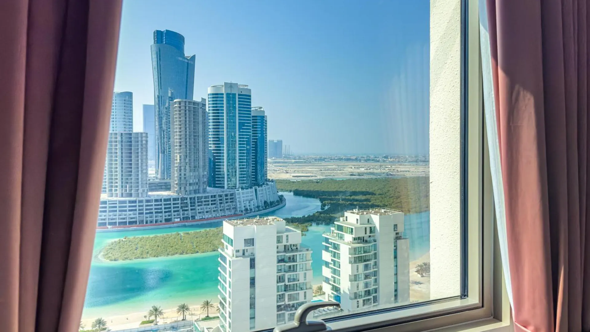 Apartment Full Mangrove Views - 5 Min Walk To Beach, Reem Park And Shams Boutik Mall - Modern Building - High Floor Abu Dhabi United Arab Emirates